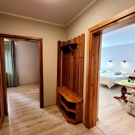 Rezydencja Lesny Dwor Bed & Breakfast