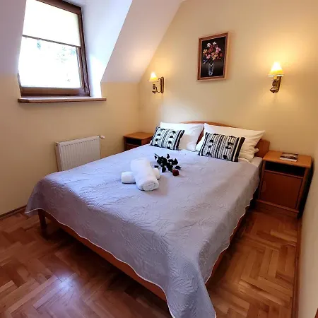 Rezydencja Lesny Dwor Piwniczna-Zdroj
