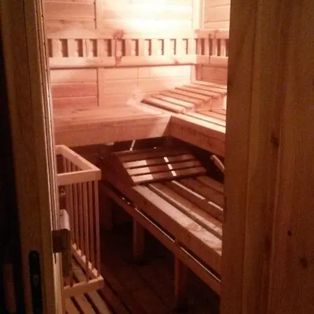 Rezydencja Lesny Dwor Frühstückspension 4*