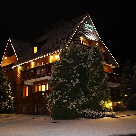 Bed & Breakfast Rezydencja Lesny Dwor 4*